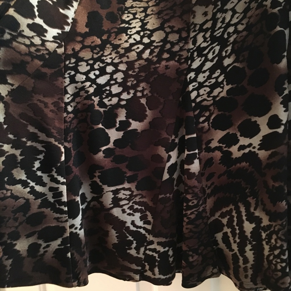 CHICOS Travelers skirt